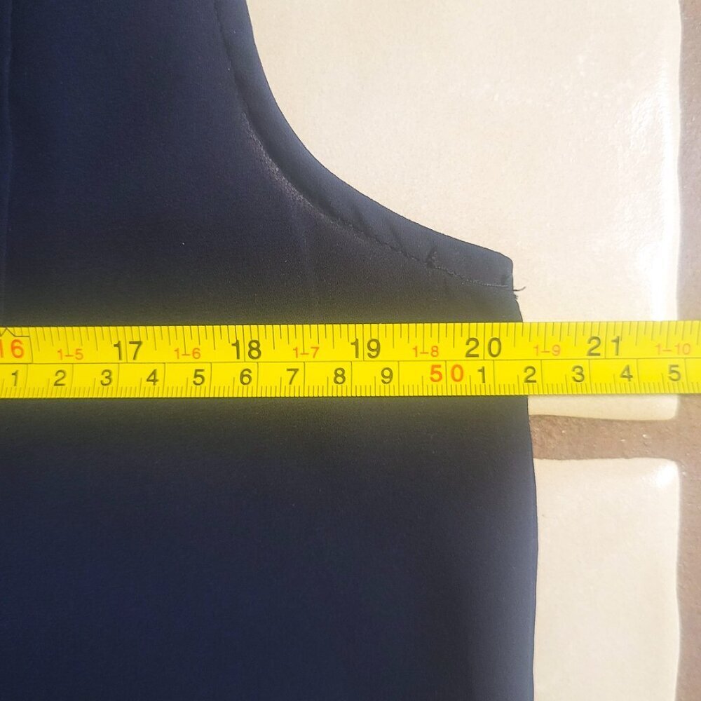 Joan Vass Women's Deep Blue Pleat-Placket V-Neck Bitton Sleeveless Top - Size M - Picture 7 of 11